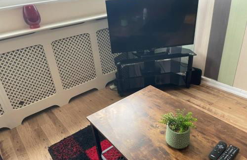 City Centre - Next to Hilton Hotel - Victoria Centre 2 Bedrooms Apartments - Close to Theatre Royal - in Victoria Centre Shopping Centre - 24 Hours Access - Parking Cars or Vans from Five Pounds a Day - Onsite Parking from Ten Pounds a Day - Foto 57