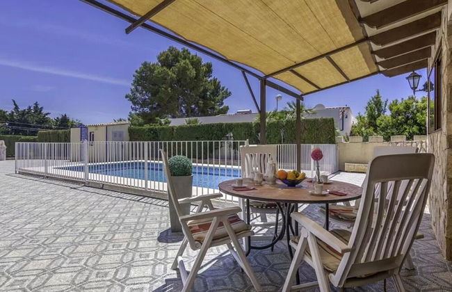 Charming Holiday Home in Calpe With Barbeque - Photo 28