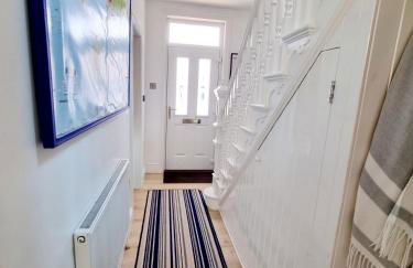 Cosy Family Haven: Spacious 3-Bedroom Retreat in Christchurch - Foto 15