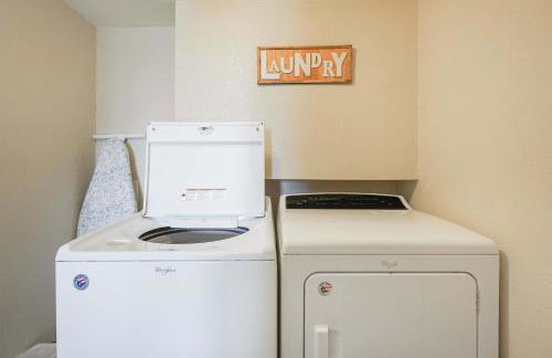 Crestpoint Court Family Multi-Level Near UCCS & BBQ - Foto 45