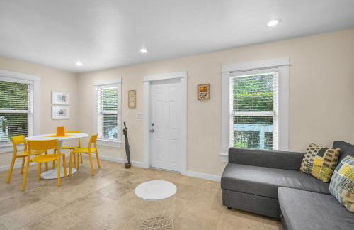 Renovated Grove Bungalow -near Coconut Grove - Foto 8