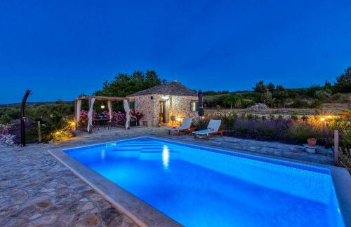 Magical Island Home - Photo 30