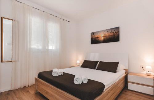 Apartments by the sea Molat - 18433 - Photo 6