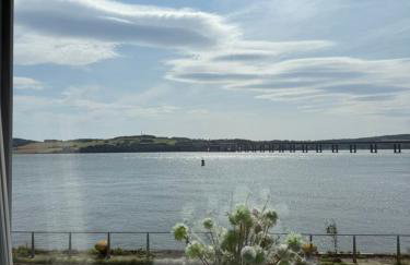 Marine parade apartment with river view - Foto 18