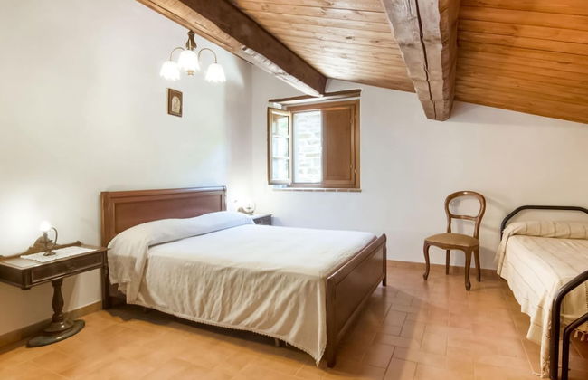 Holiday Home in Citta di Castello With Pool - Photo 8