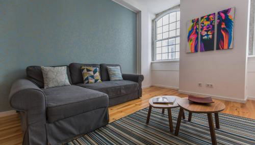 Central Lisbon Flat by Pink St - Photo 4