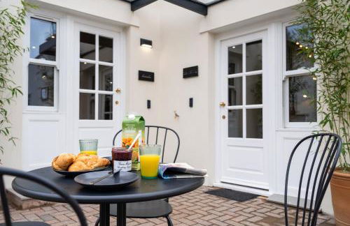 Commandery Vaults - Luxury Apartment in City Centre with SKY TV - Foto 98