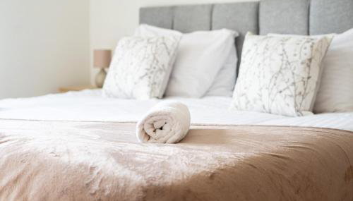 Cotswolds-Stroud-Large 5 Bedroom Home-Pool Table-Sleeps 10-Work or Leisure - Foto 4