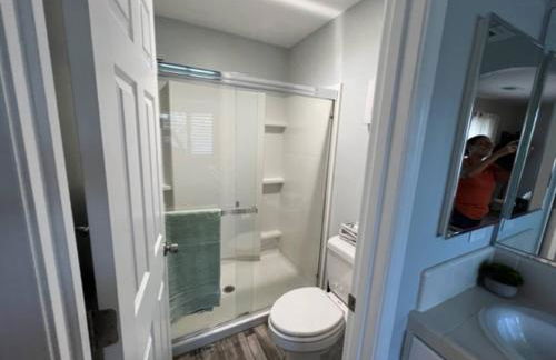 Cadbury 4BR Outdoor Kitchen Sleeps 8 Peaceful - Photo 14