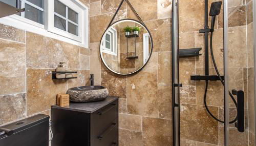 Cosy studio rénové - Proche de la mer - DI - Foto 4, Shower