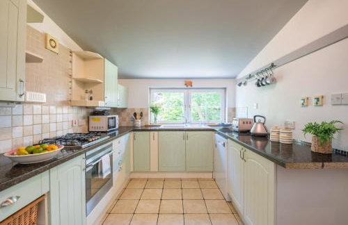 Traditional Highland Cottage Near Loch Ness-sleeps 6 - Foto 22