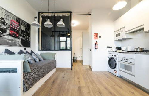 Hangar 18 - I - Foto 3