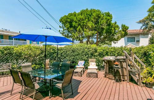 Santa Barbara Beach Cottage - Photo 4