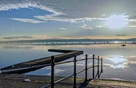 Modern Town Apartment with Terrace - Foto 18