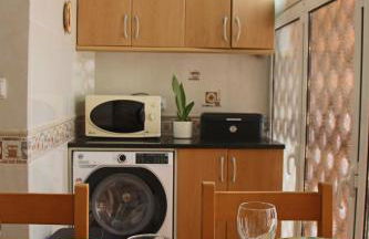 ARRUDA GARDEN LUXURY APARTMENT with AC - Photo 11