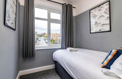 Lovely 4BDR home- Off street parking sleeps 7 - Foto 20