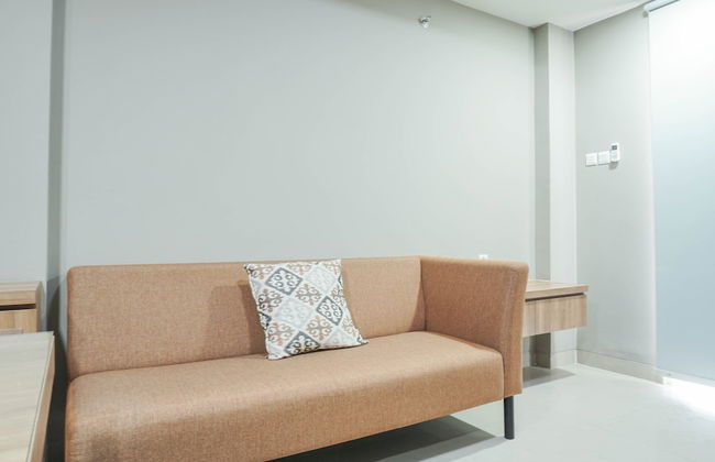 Elegant 1BR Apartment with Working Space Mustika Golf Residence - Foto 18