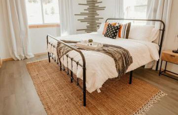 New Cabin Pet Friendly With A Game Room And King Beds - Foto 27