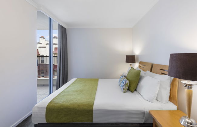 Nesuto Chippendale - Foto 4