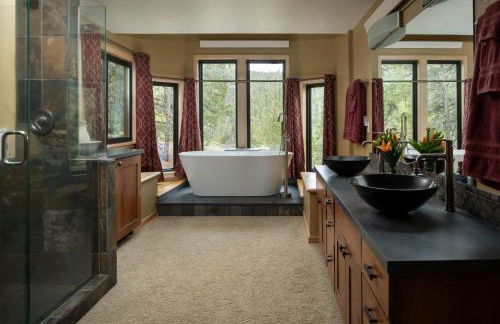 Lookout Lodge in Wondervu home - Foto 19