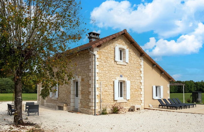 Charming House in Hautefort With Pool & Nature - Foto 31