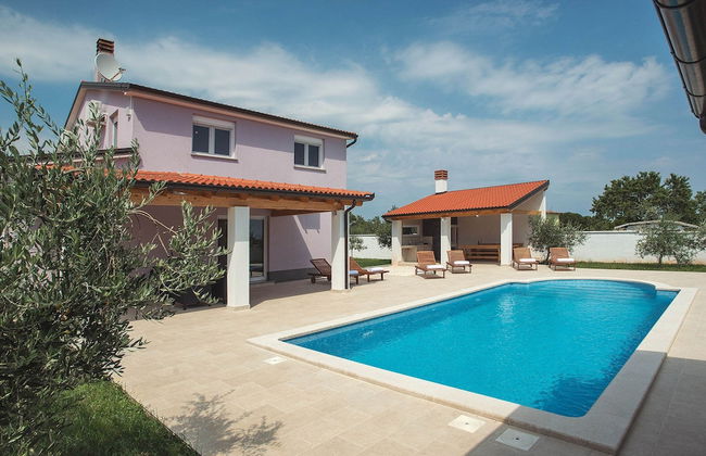 Family Villa With Swimming Pool - Foto 15