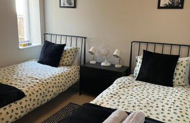 Hucknall cosy quiet bungalow sleeps 5 - Foto 6
