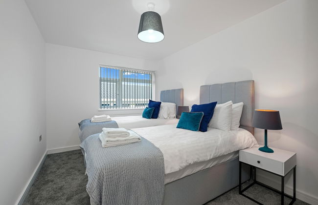 St Martins House Luxury Apts. Ruislip - Photo 12