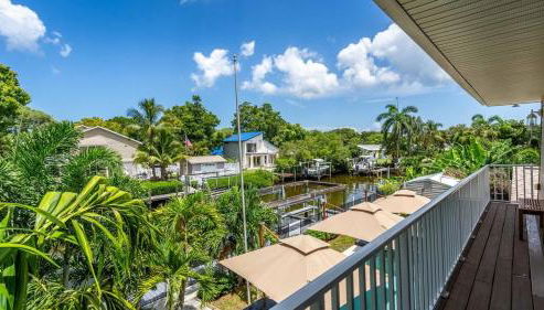 Dockside Paradise - Waterfront, Boat Dock, Swimming Pool and Spa - Foto 3