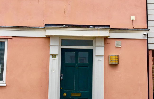 Home away from Home - Foto 1