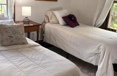 Tree House 6 bedrooms, 2 blocks from everything - Foto 21