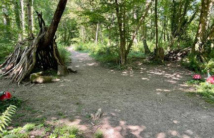 Spacious Oak Cabin with Hot Tub - Devon - Foto 29