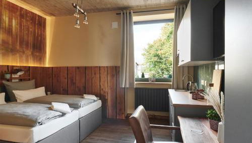 Hannover - PHIL & MAX Hotels und Apartments Airport - Foto 3, wardrobe