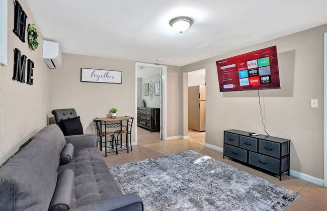 Serene Downtown Clarksville Villa - Foto 33