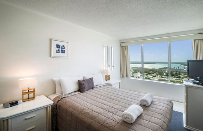 Chateau Royale Beach Resort Maroochydore - Photo 7