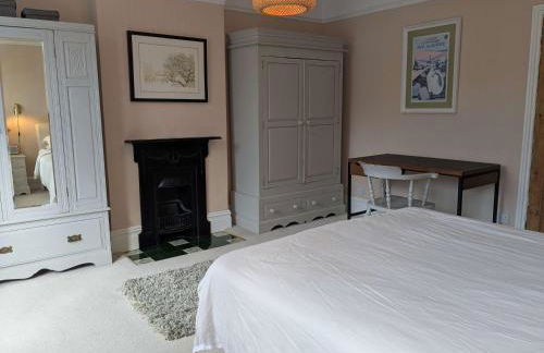 Charming 3-Bedroom House in Bristol with Garden - Perfect for Families - Foto 27