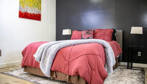 Comfy Studio in Sandy Utah Pvt Entry WFH B - Foto 1