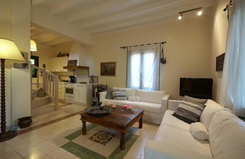 Anassa Boutique Beach House - Photo 2