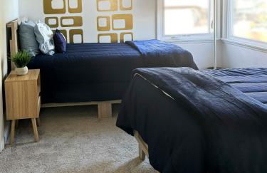 Quaint Mid-Century Cottage by the Coast - Foto 15