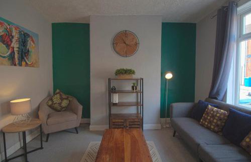 Egton St - Stylish house with parking, near town! - Foto 3