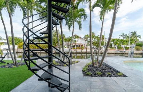 Villa Franchella - Waterfront Luxury Home, Pool, 45 Dock - Foto 39