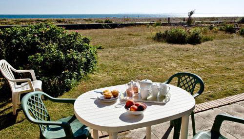 Steps From The Shore - Photo 1