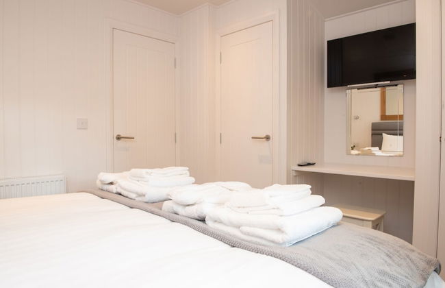 Super King Lodge-sleeps 2-hottub-sea View - Foto 2