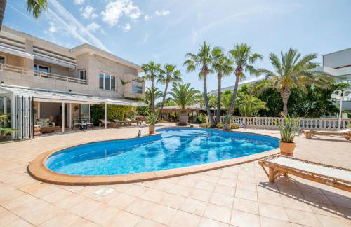 Villa Quesada - Photo 3