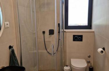 Luxury Modern apt w Garden, 3 min Walk to Beach - Foto 6