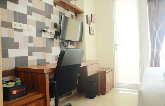 Warm and Best Studio Menteng Park Apartment - Foto 16