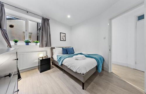 Urban Hideaway, Private Garden, 2 Mins to Station - Foto 5