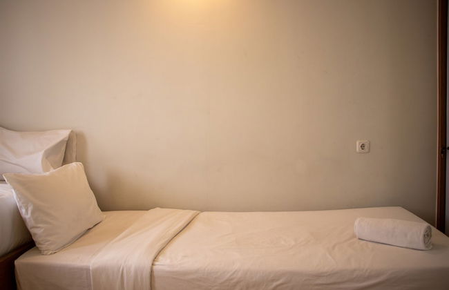 Modern And Classic 1Br At Evenciio Apartment - Foto 2