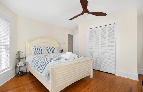 Oyster Shack - true gem in heart of downtown! - Foto 31