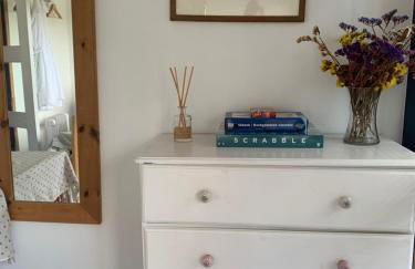 Countryside Garden Summer House - Photo 11